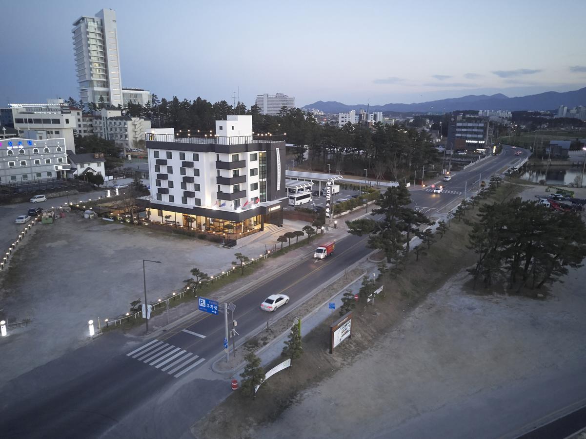 Hotel Swan Гангнеунг Екстериор снимка